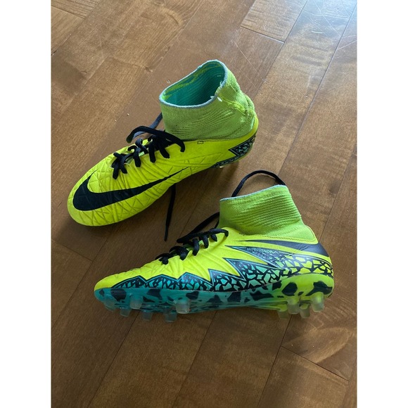 Nike Hypervenom Phantom II FG Volt/Black/Hyper Turquoise youth size 5.5 - Picture 2 of 12